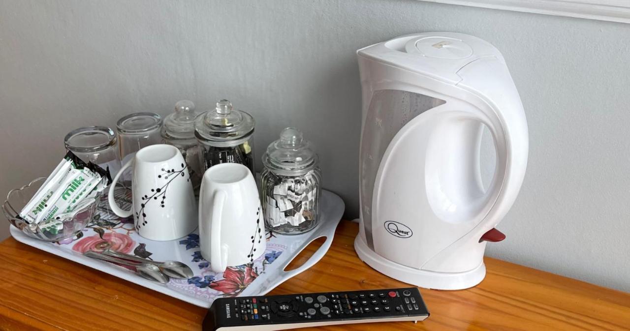 Lilyrose Hotel Whitby Ngoại thất bức ảnh