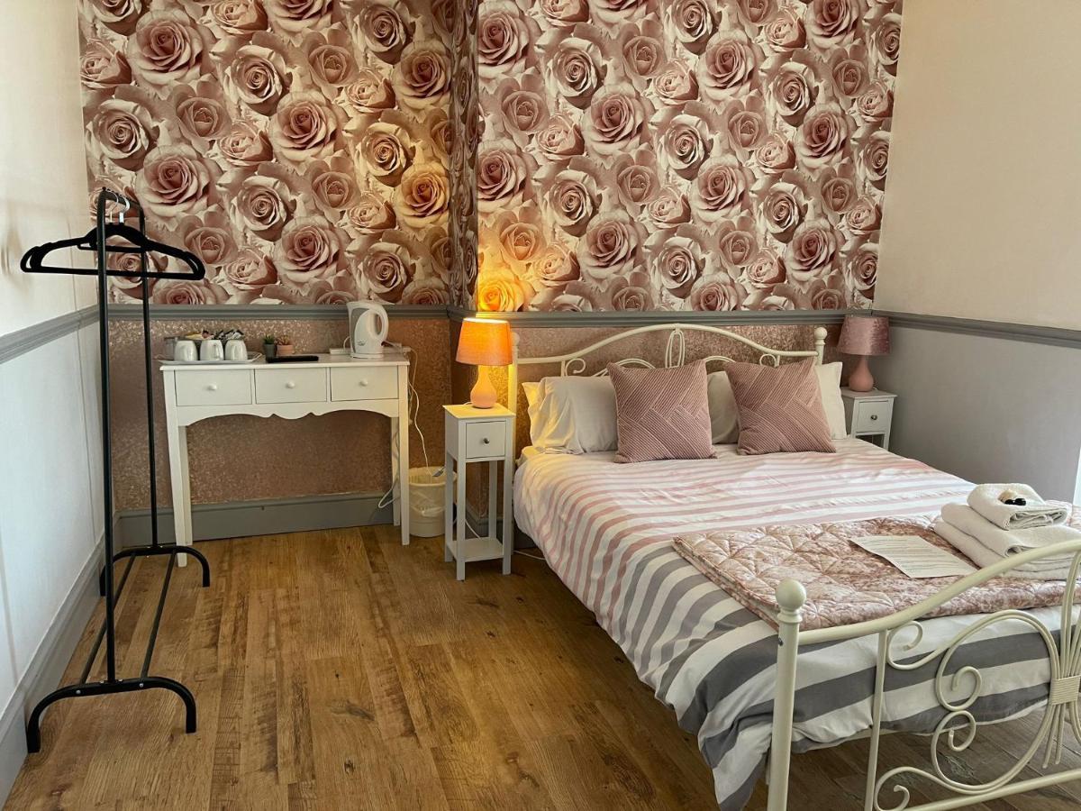 Lilyrose Hotel Whitby Ngoại thất bức ảnh