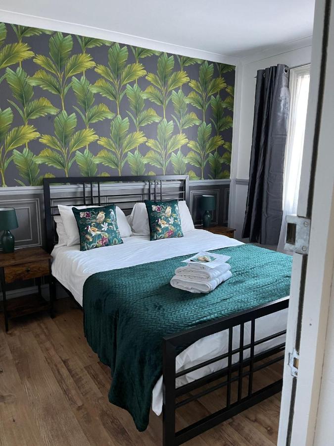 Lilyrose Hotel Whitby Ngoại thất bức ảnh