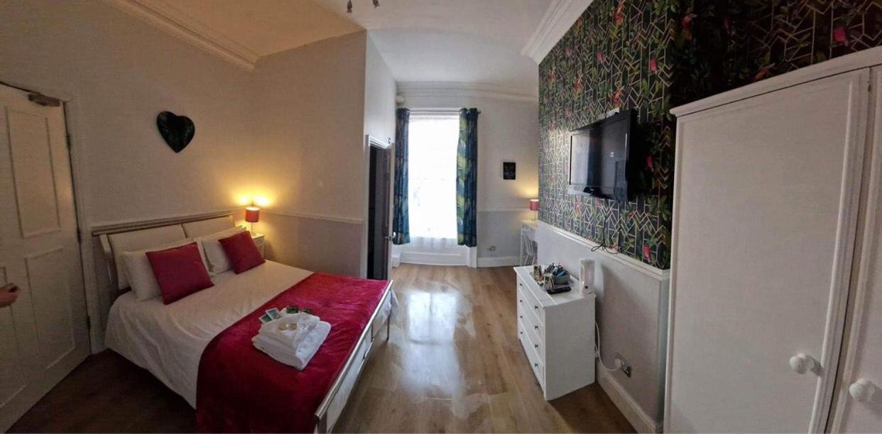 Lilyrose Hotel Whitby Ngoại thất bức ảnh