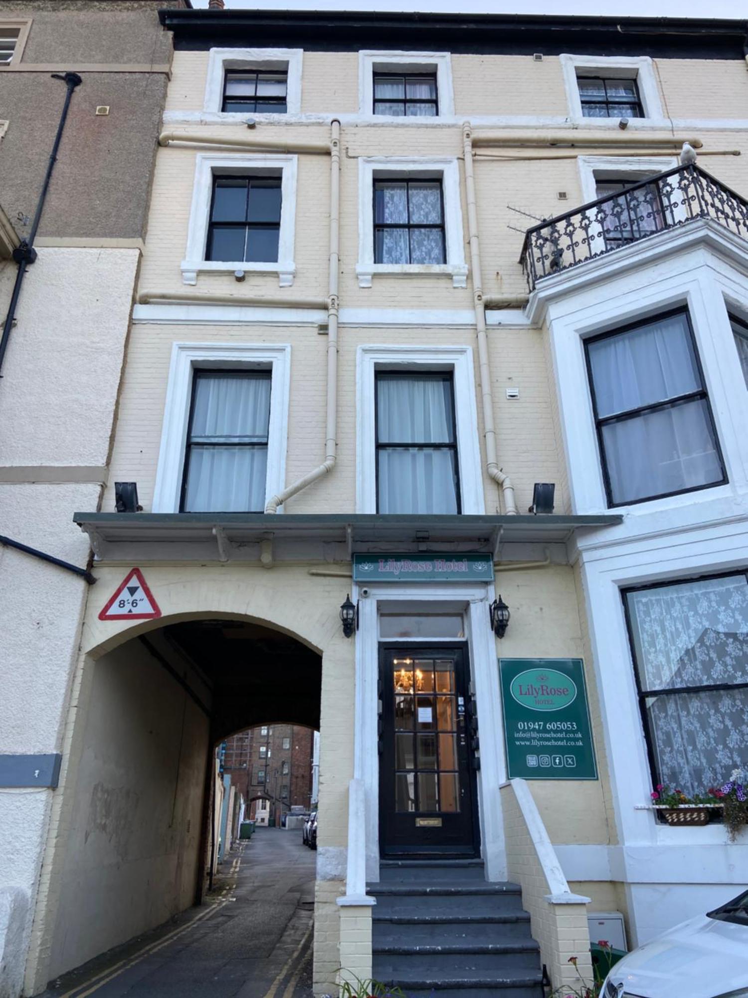 Lilyrose Hotel Whitby Ngoại thất bức ảnh