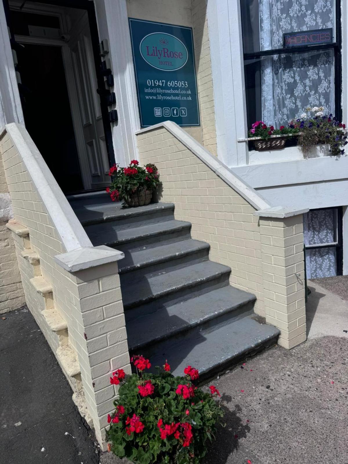Lilyrose Hotel Whitby Ngoại thất bức ảnh