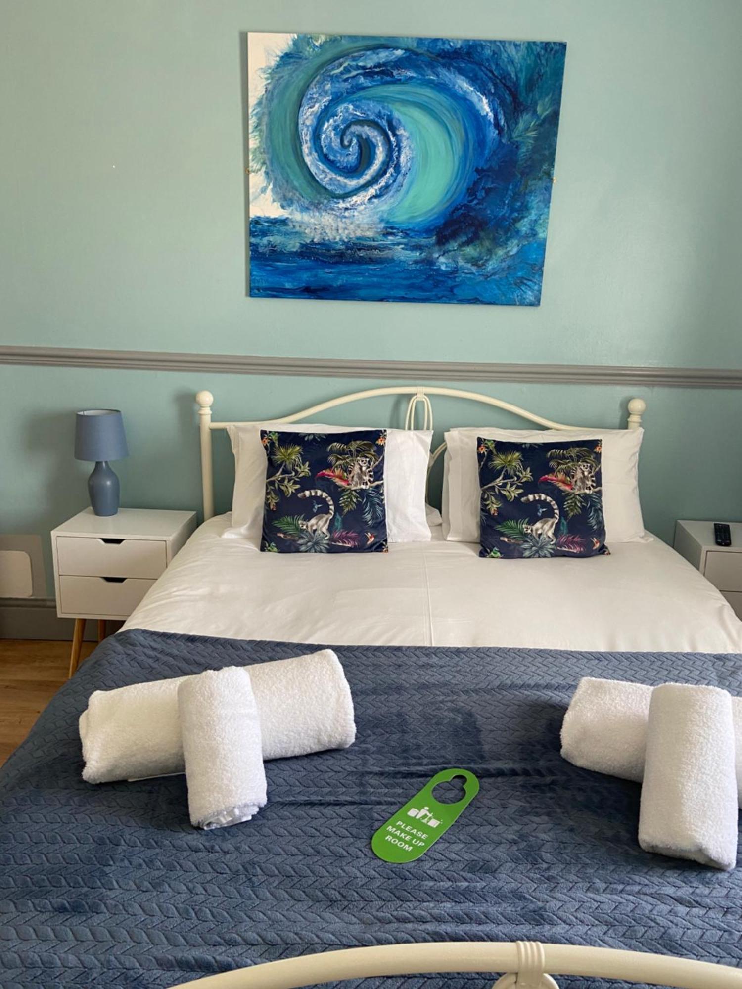 Lilyrose Hotel Whitby Ngoại thất bức ảnh
